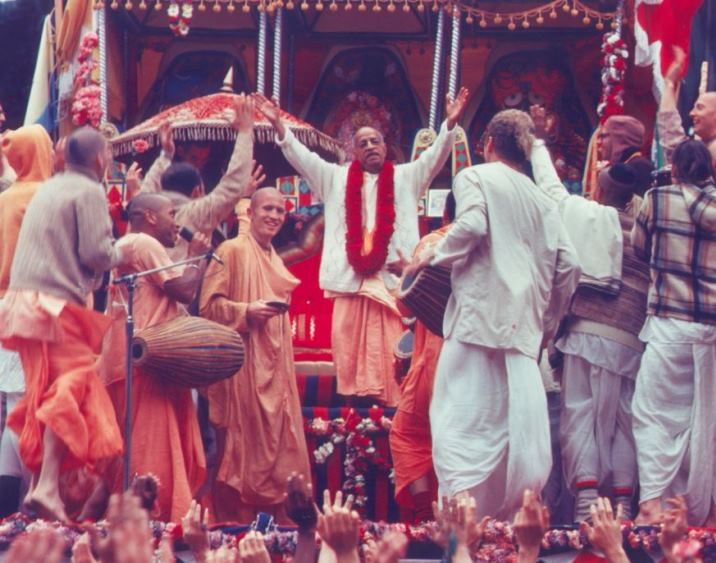 Proper chanting, dancing and kirtan standards
